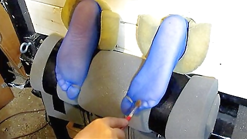Super-hot black pantyhose and masturbates